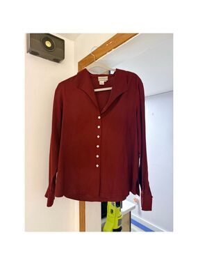 Cold water Creek 100% silk shirt, maroon color. size 12 